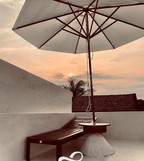 سوئیت جونیور خانوادگی, Lo Villa Phu Yen