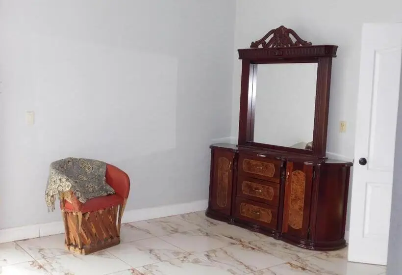 Standard-huone King-vuode, Sojourner’s Vista Del Lago