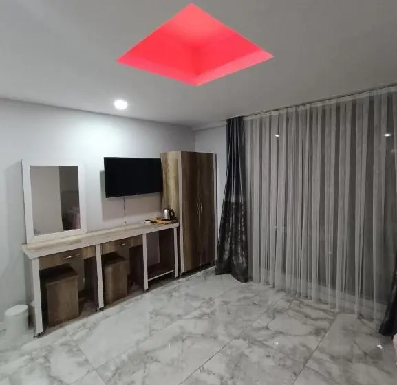 Standard Yhden Hengen Huone, Dara Otel