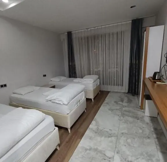 Standard Kolmen Hengen Huone, Dara Otel