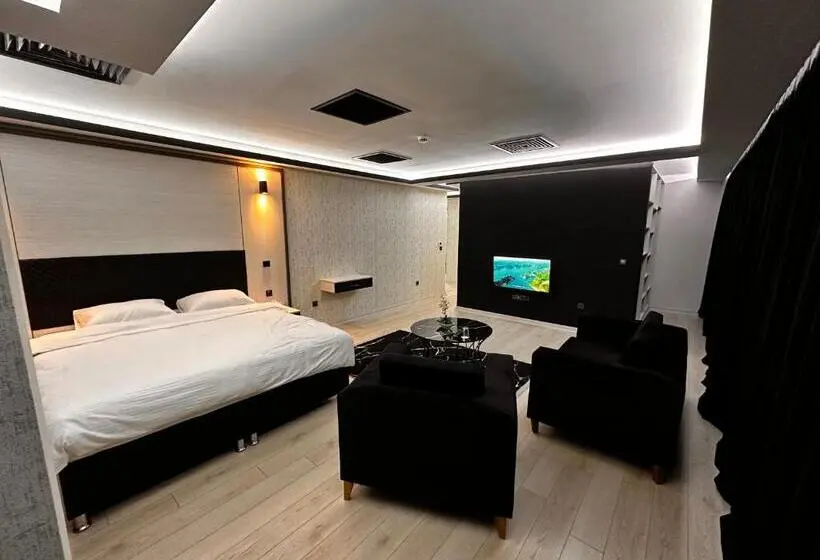 デラックススイート, Kt Home Hotel & Apartments