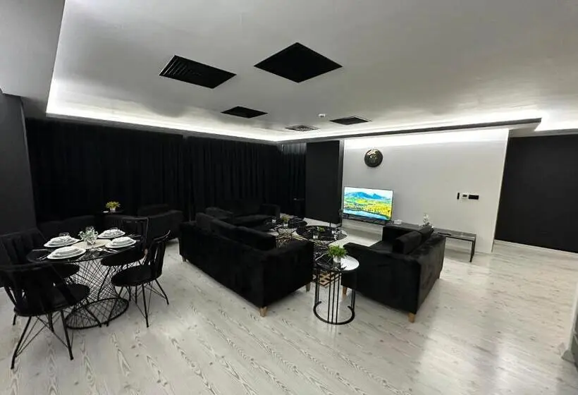 キングサイズベッドのスイートルーム, Kt Home Hotel & Apartments