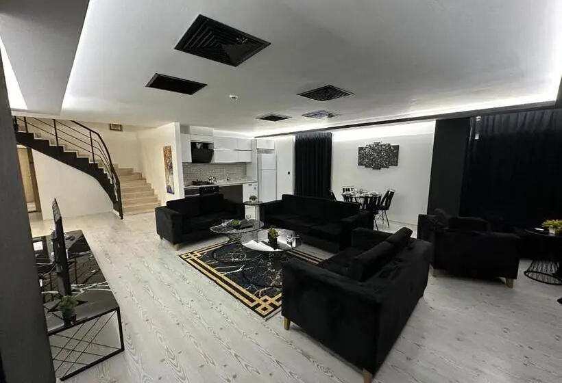 キングサイズベッドのスイートルーム, Kt Home Hotel & Apartments