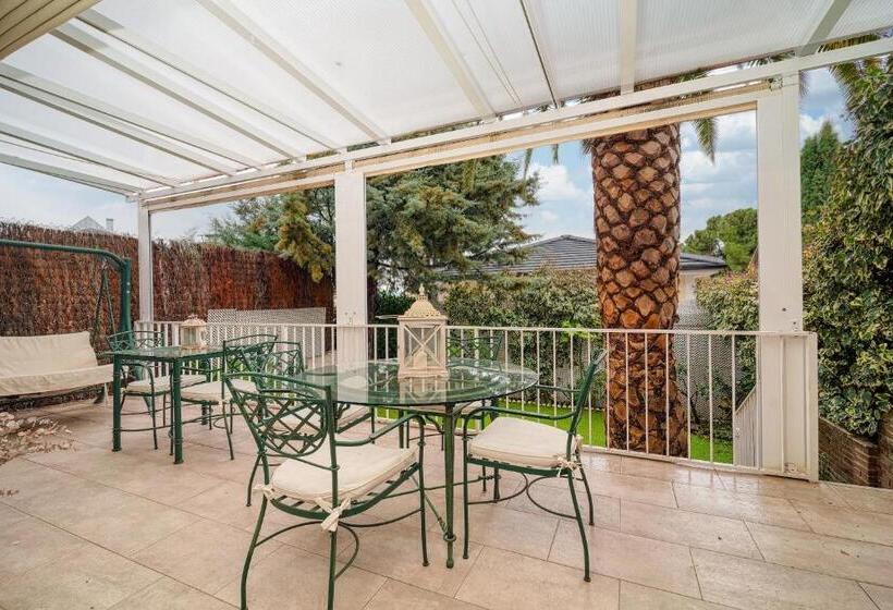 اتاق استاندارد, Suki House Chalet 1