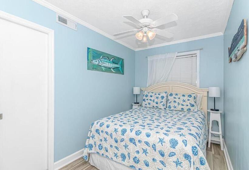 带1个卧室的带海景的公寓, Exceptional Ocean Pier Pool Front 1 Br Condo