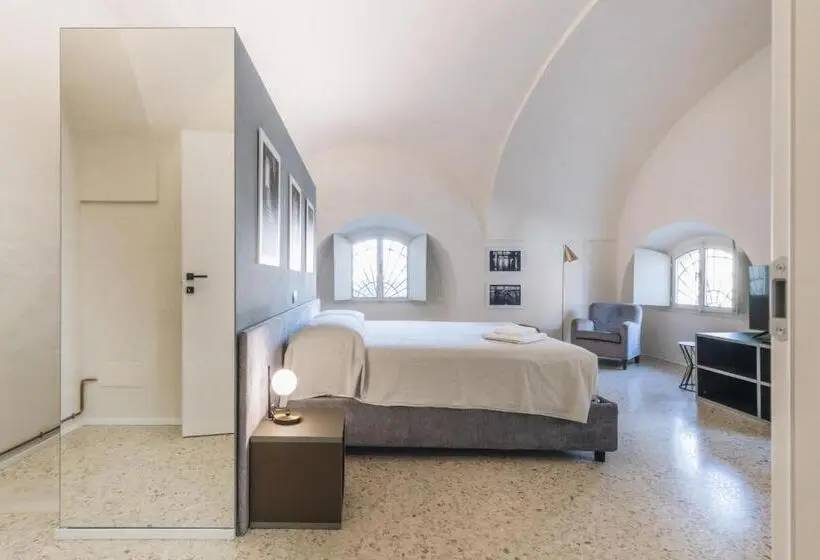اتاق استاندارد, Foresteria Il Voltone