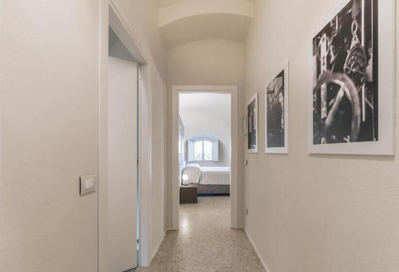 اتاق استاندارد, Foresteria Il Voltone