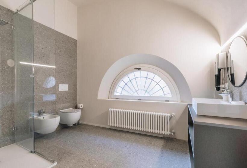 اتاق استاندارد, Foresteria Il Voltone