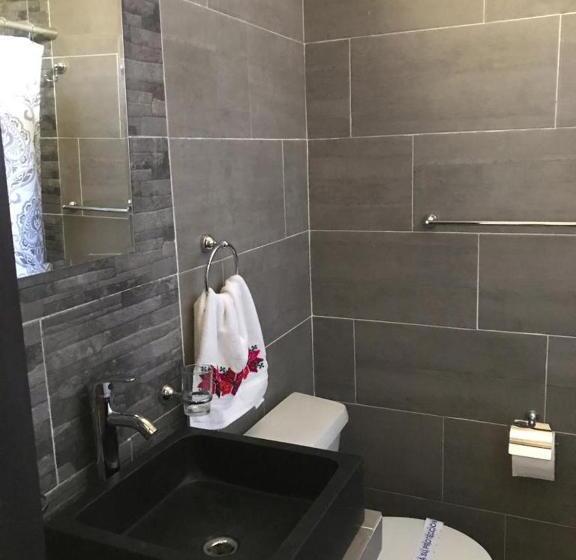 غرفة قياسية رباعية, Jardin Secreto Bungalow