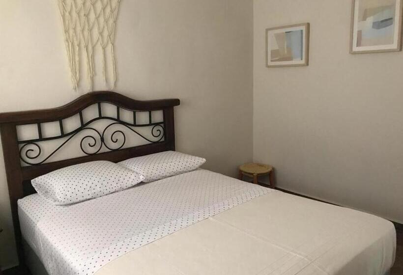 غرفة قياسية رباعية, Jardin Secreto Bungalow