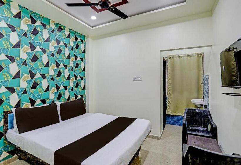 トリプルクラシックルーム, Oyo Flagship P S