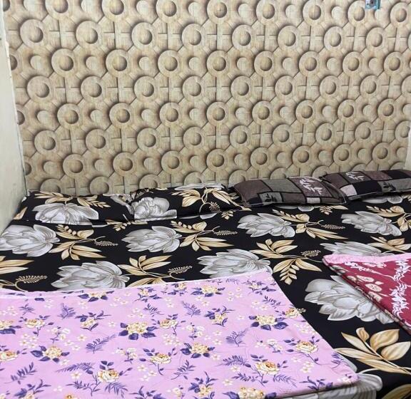 غرفة ديلوكس سرير كينج, Shivganga Guest House