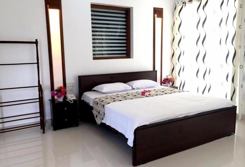 חדר סטנדרט, Sun Neth