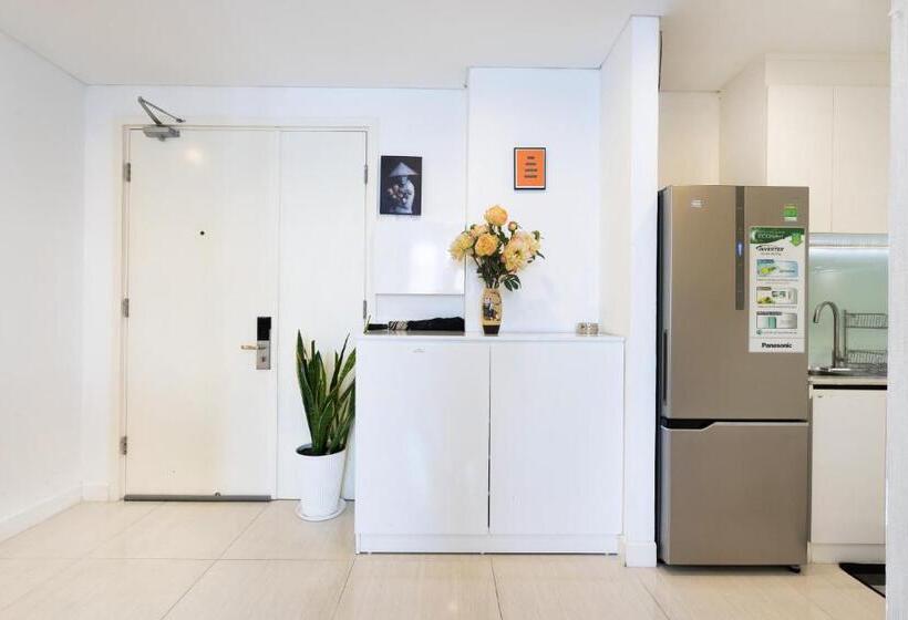 2 Bedroom Apartment, Tracy Ben Thanh Tower