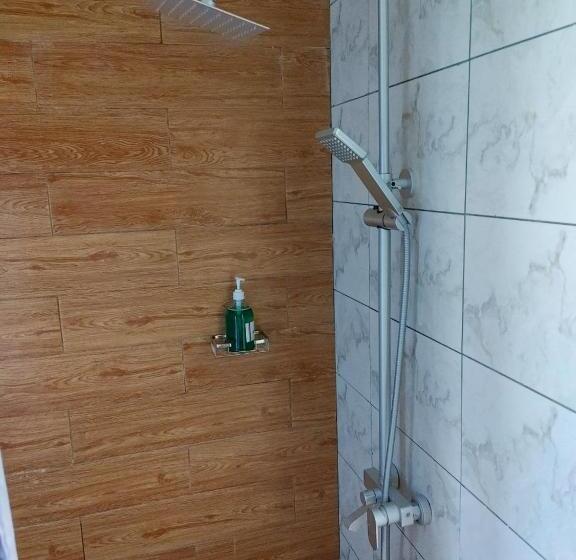 استودیو استاندارد با تراس, Les 9 Plurielles Studio 5