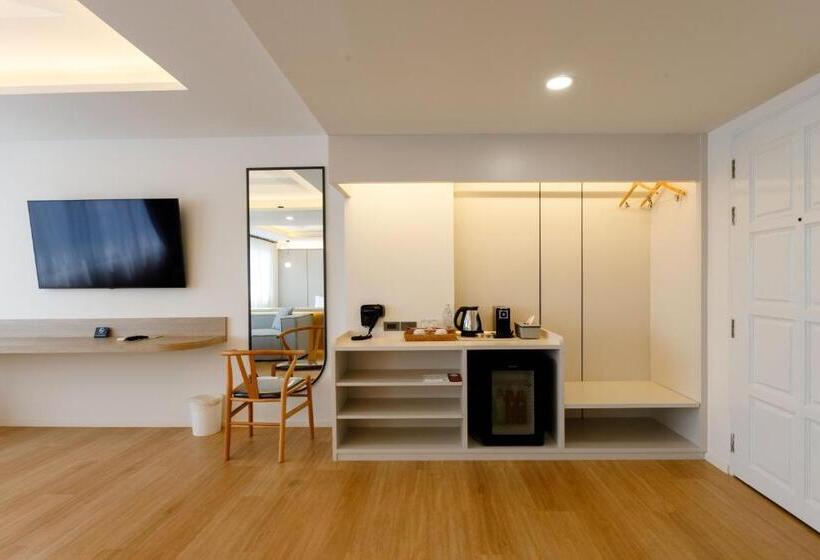 이그제큐티브 스위트, River Hotel   The Outstanding Venues Nakhon Pathom