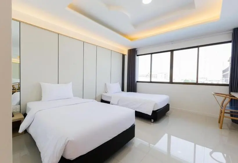 اتاق لوکس, River Hotel   The Outstanding Venues Nakhon Pathom