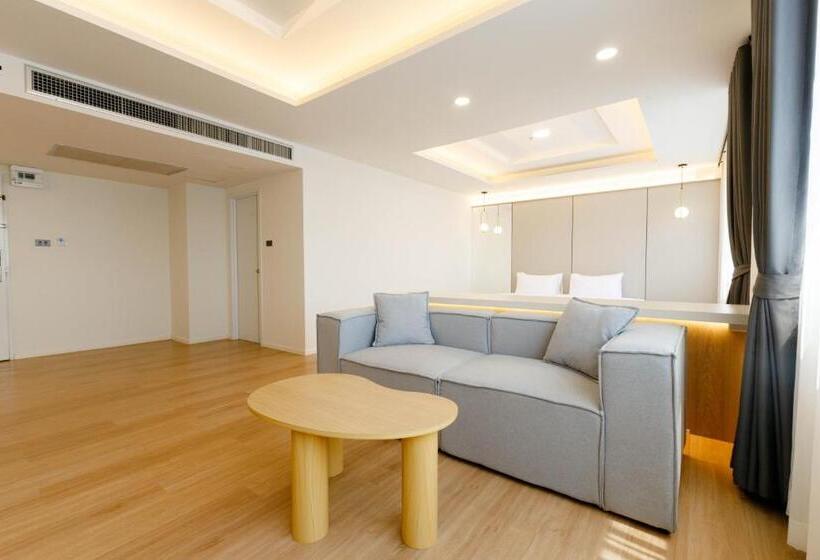 이그제큐티브 스위트, River Hotel   The Outstanding Venues Nakhon Pathom