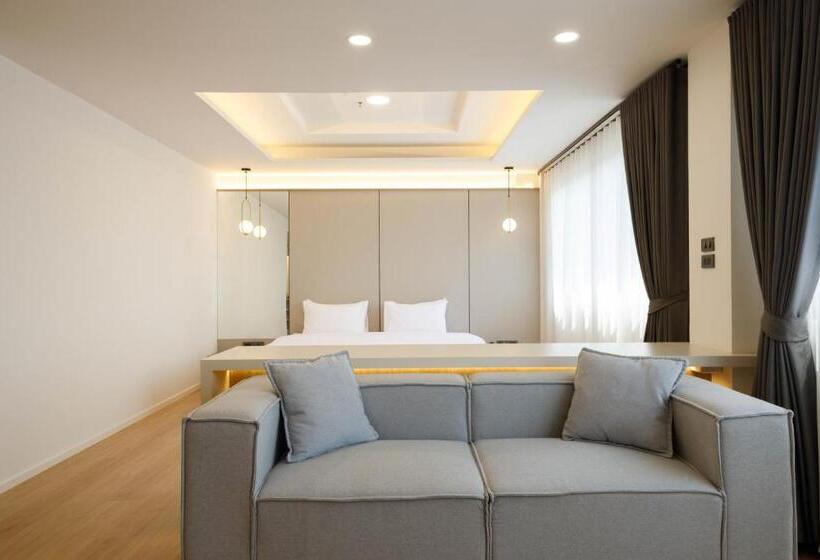 이그제큐티브 스위트, River Hotel   The Outstanding Venues Nakhon Pathom