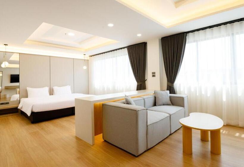 이그제큐티브 스위트, River Hotel   The Outstanding Venues Nakhon Pathom