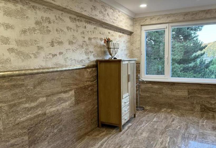 침실 1개 테라스 아파트, комплекс маджарово