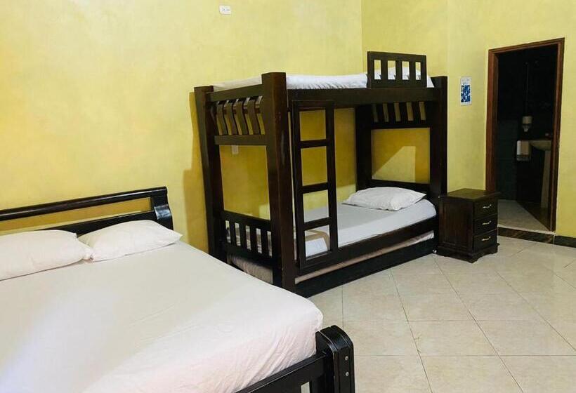 Номер Стандарт, Casa Morales