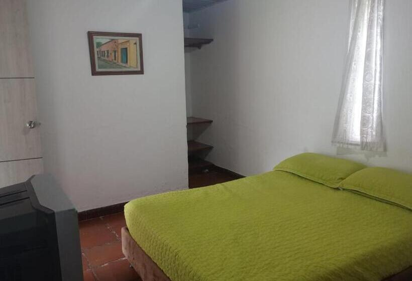 スタンダードルーム, Club Campestre El Bosque