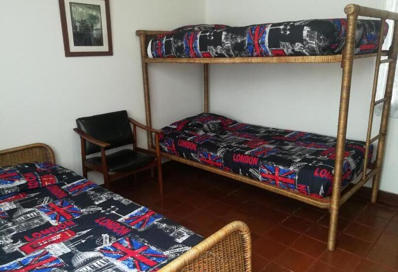 스탠다드 트리플 룸, Club Campestre El Bosque