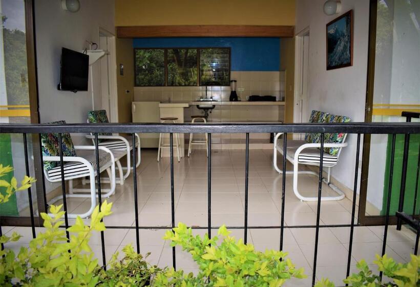 Семейный Номер, Club Campestre El Bosque