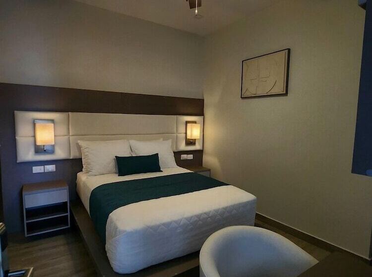 اتاق استاندارد, Tepeu