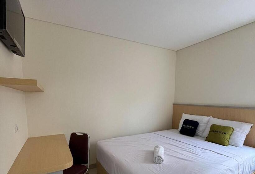 Номер Deluxe, Urbanview Indria Inn Solo By Reddoorz
