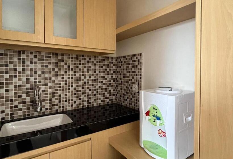 豪华房间, Urbanview Indria Inn Solo By Reddoorz