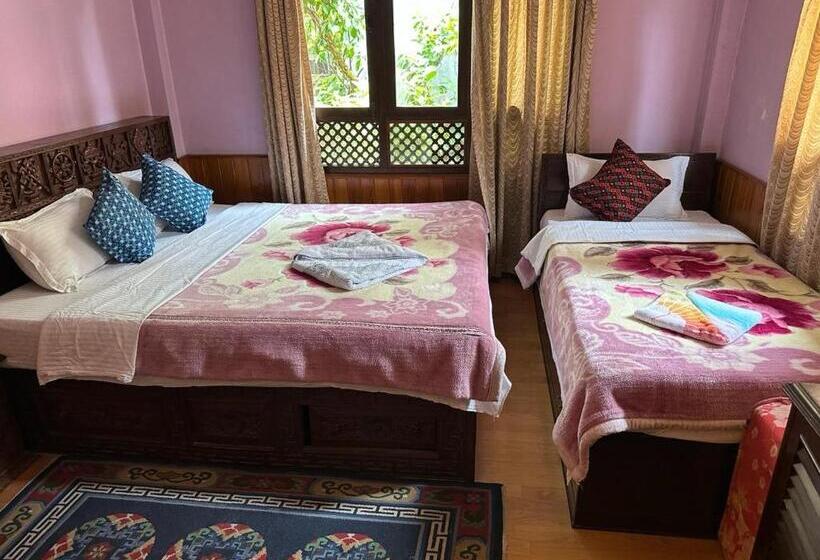 Quarto Familiar, Nepal Bed And Breakfast