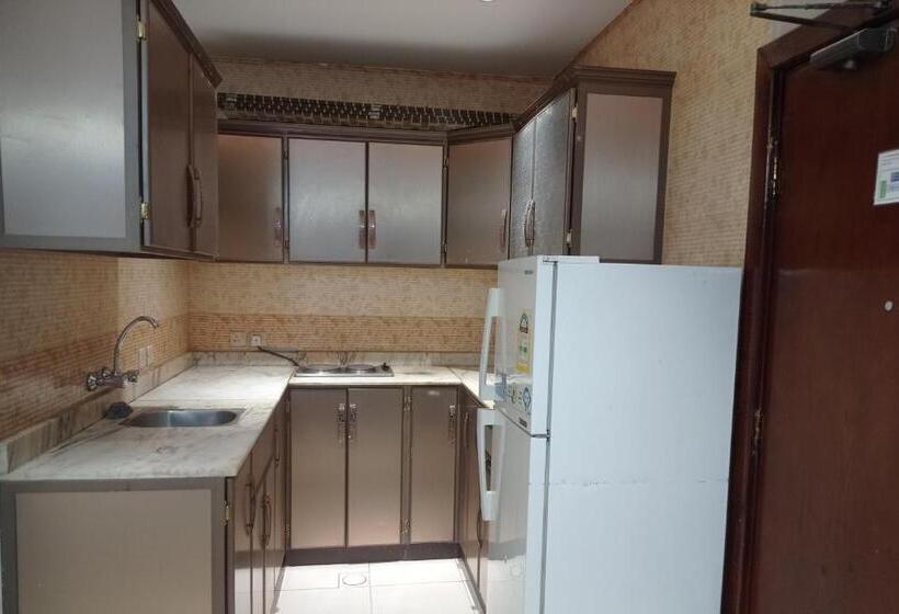 Люкс, الفاخرية
