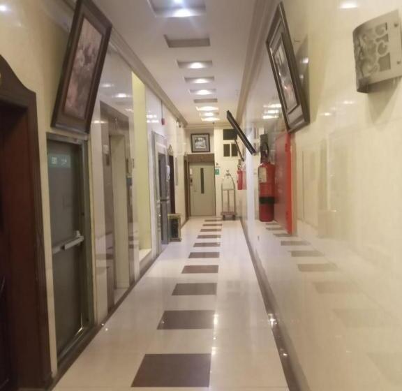 Апартаменты 2 Спальни, الفاخرية