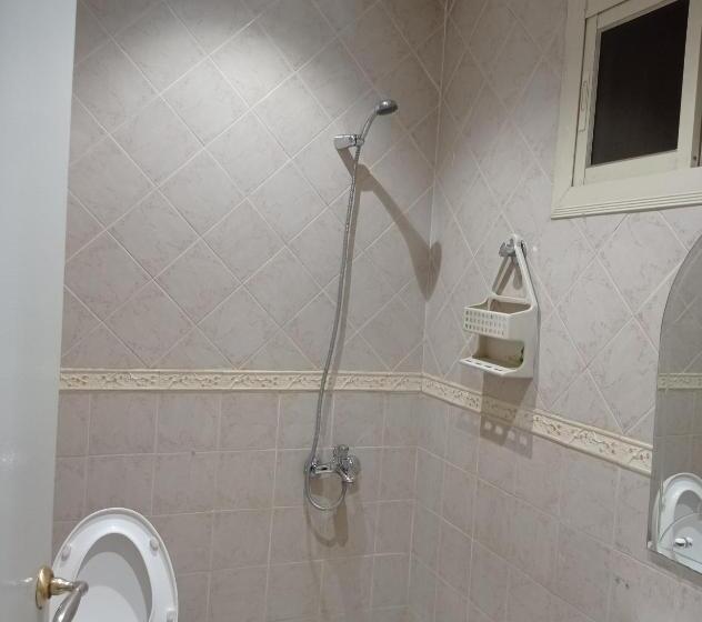 Апартаменты 2 Спальни, الفاخرية