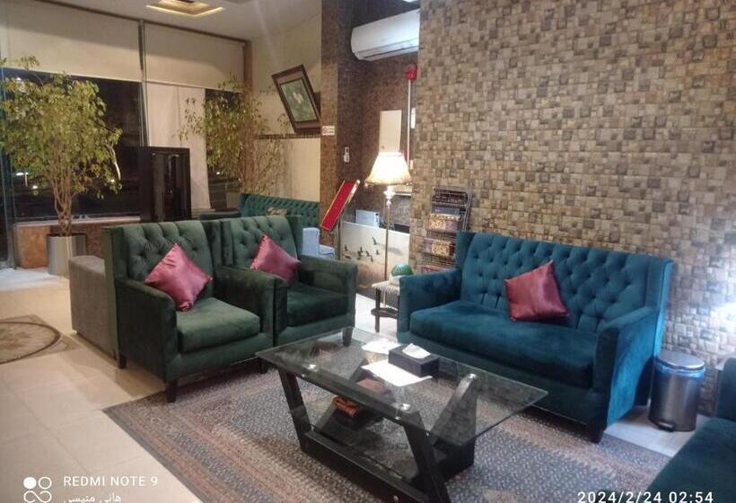 スイート（家族用）, الفاخرية