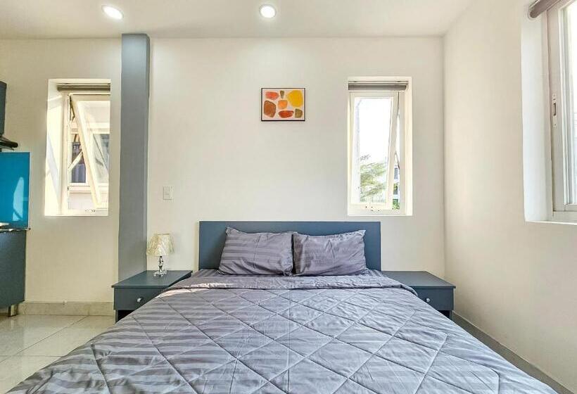 キングサイズベッドのスタンダードルーム, Golden Sun Hotel Apartments 2