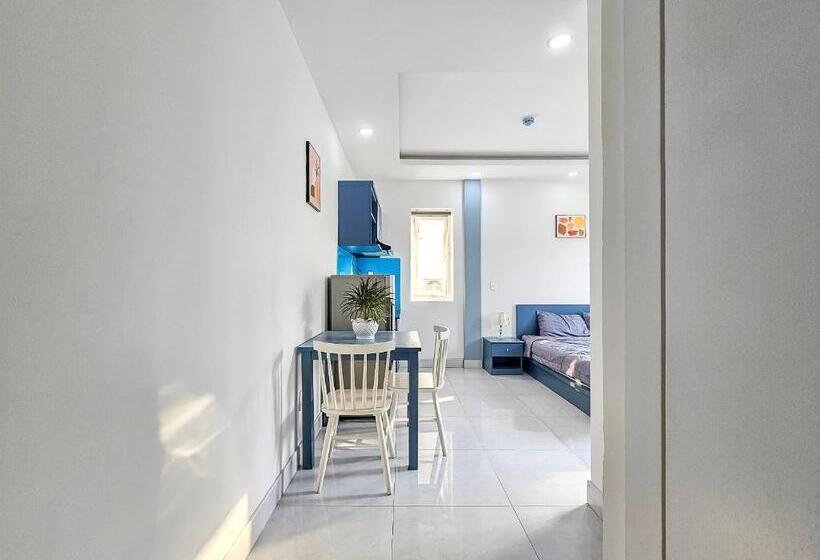 キングサイズベッドのスタンダードルーム, Golden Sun Hotel Apartments 2