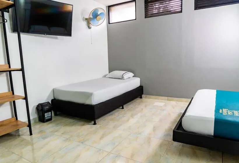 Standard Kolmen Hengen Huone, Casa Botero Medellín