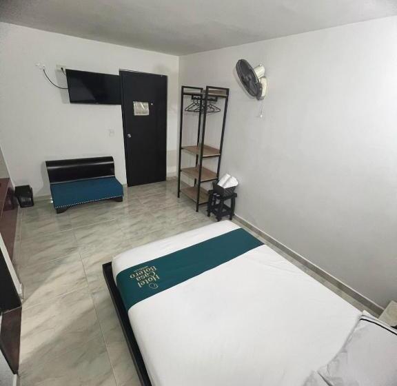 디럭스 룸, Casa Botero Medellín