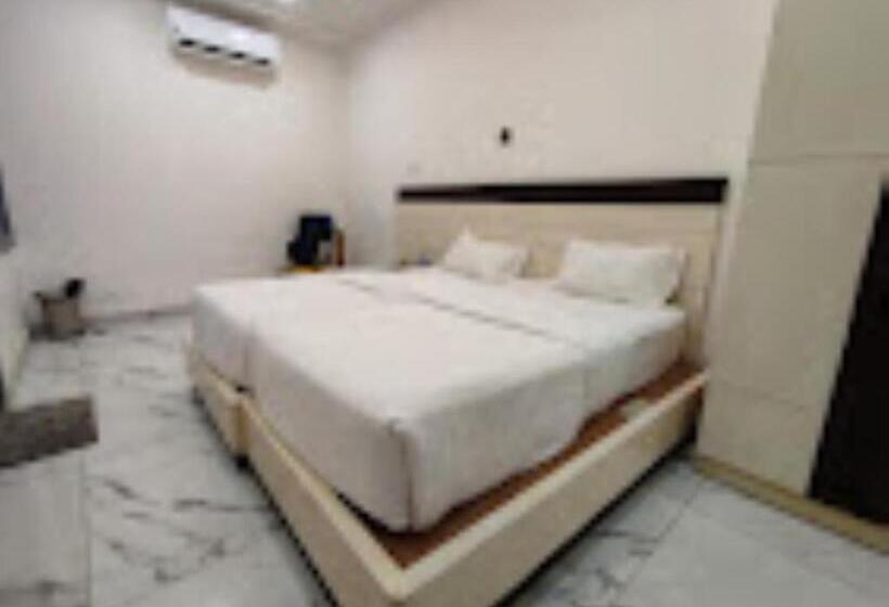 Номер Deluxe, Prago Varanasi