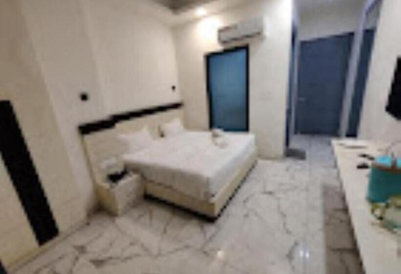 غرفة ديلوكس, Prago Varanasi