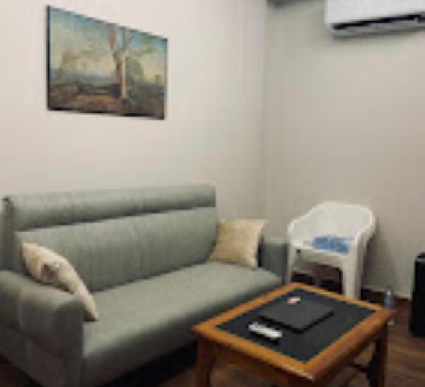 חדר דלוקס, Sunset Homes Imphal