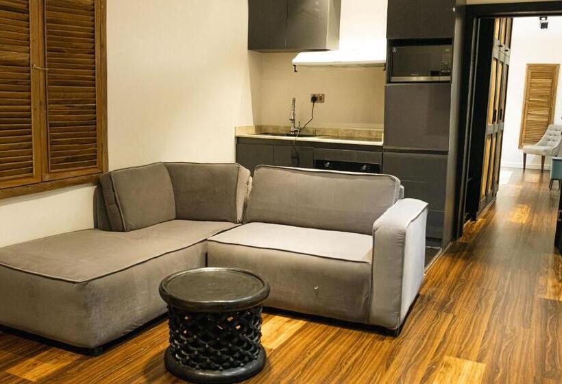 آپارتمان 2 خوابه, Ulo Lagos