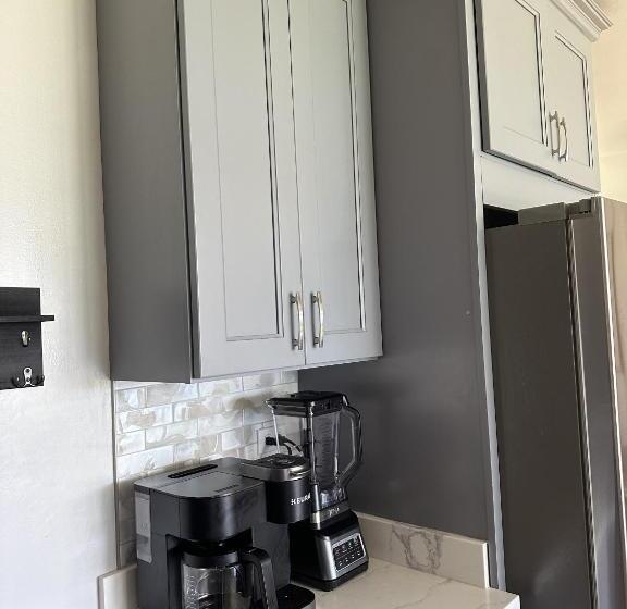 Апартаменты 1 Спальня Вид на Море, Kepuhi Sunset Ocean View   Ground Floor Unit By Wrinkly Sheets, Llc
