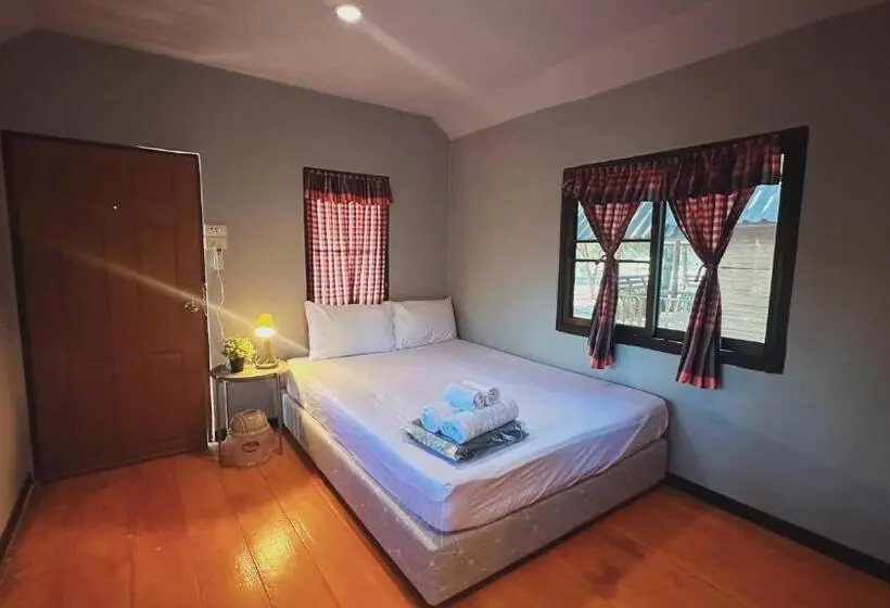 Standard-bungalow, อิงน้ำท่าจีน