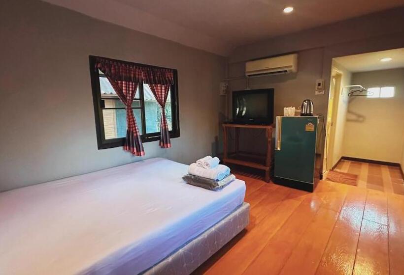 스탠다드 방갈로, อิงน้ำท่าจีน