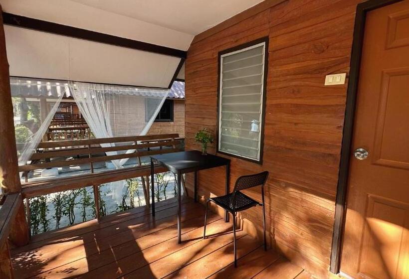 스탠다드 방갈로, อิงน้ำท่าจีน