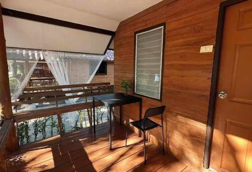 Standard-bungalow, อิงน้ำท่าจีน